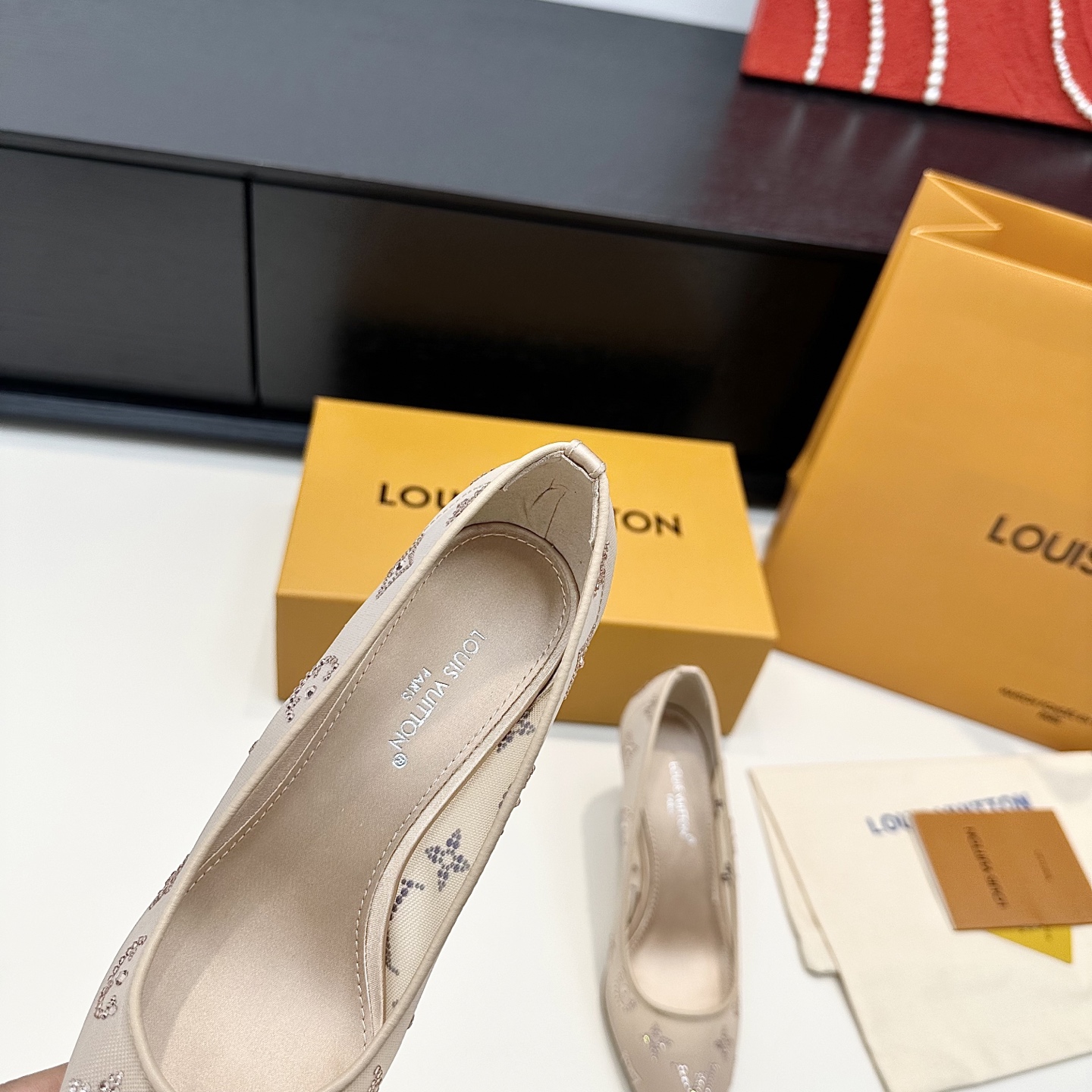 Women's high heels